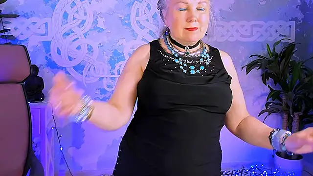 LilaMaharani Webcam Show