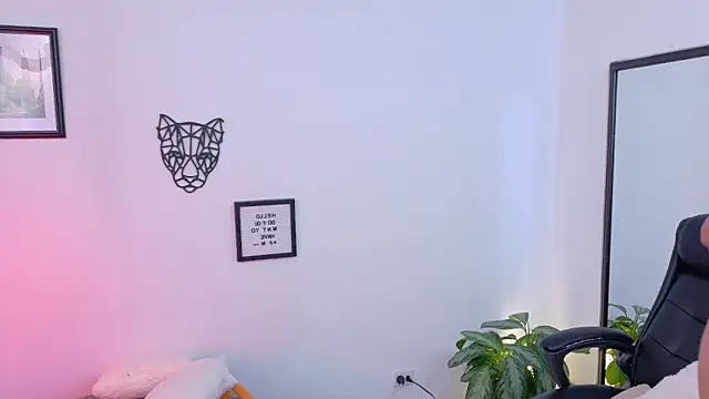 Elian_savoy Chat XXX live