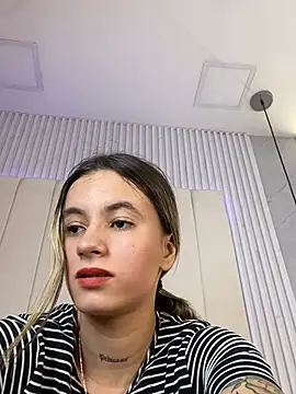 JuliaColemann Chat XXX in diretta