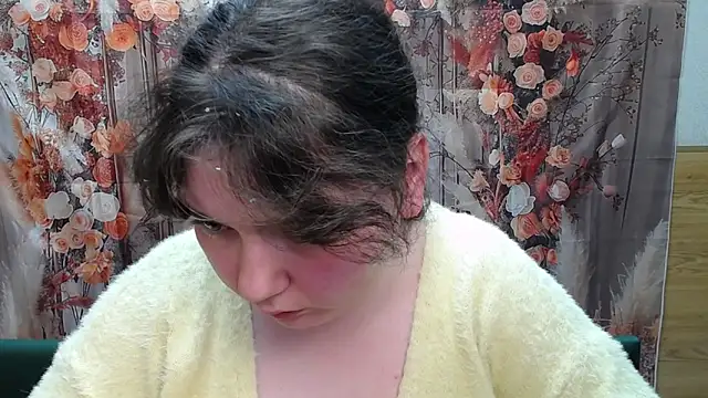 XXX chat uživo modela NeonilaLisova