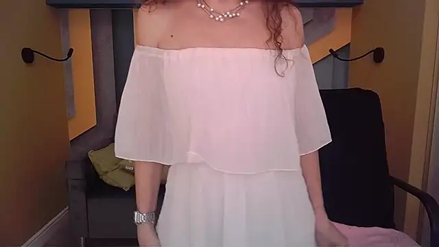 EllaLong Adlı Modelin Canlı XXX Sohbeti