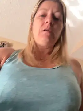 Chatroom XXX en direct de NikkiBlisss