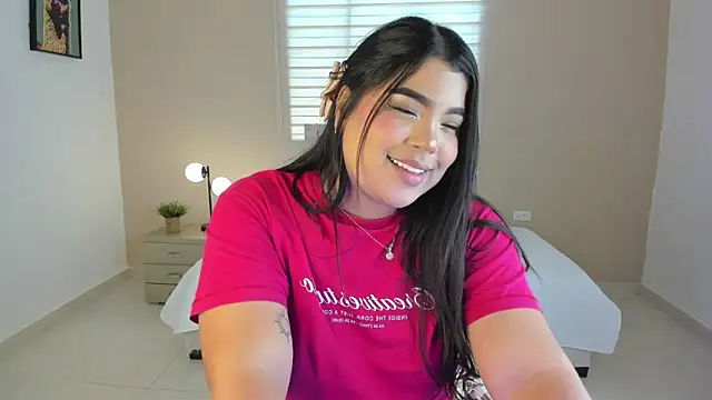 Shelsy_joys' Live XXX Chat