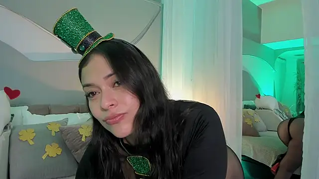 Nicolle_W Live XXX-Chat