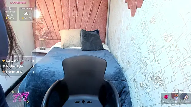 Zoe__Taylor__ 即時 XXX 聊天