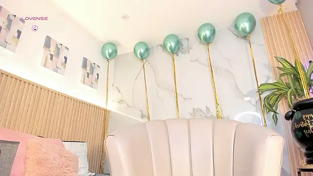 Fyre_divine's Live XXX Chat