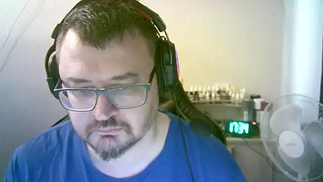 Chat XXX en directo de SirAbuser