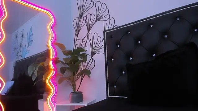 Sweet_Ariadna_: онлайн-секс-чат