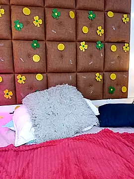 ELLA_KELLY Chat XXX in diretta