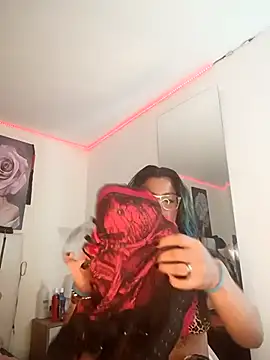 SamathaMay Show Webcam