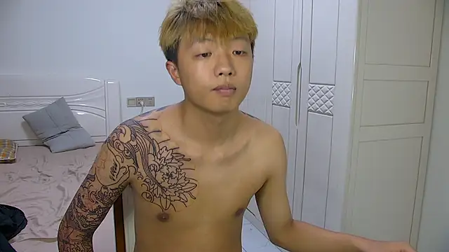 XXX chat uživo modela Chocolates-001