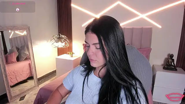 Veronicalanx1 Chat XXX in diretta