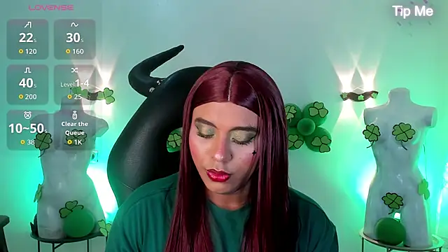 Emili_Roux Chat XXX in diretta