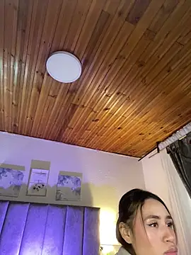 แชท XXX สดของ juliana-mancini