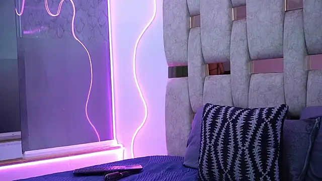 liasuaza Show in webcam