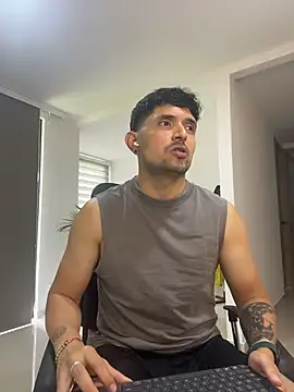 Chat XXX ao vivo de TroyeSavage