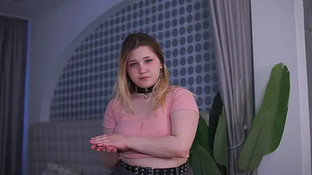 KenaYodis: онлайн-секс-чат