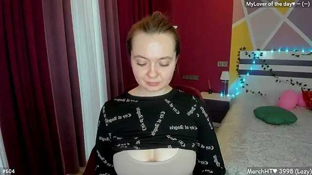 LizaGost 现场XXX聊天