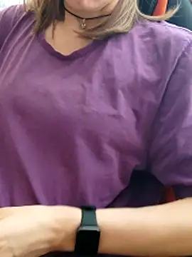 Aashikalaa Chat XXX in diretta