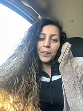 LaDuchesse75 élő XXX-chatje