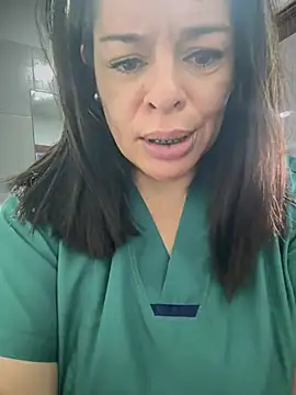 Chatroom XXX en direct de NATHALIA-28_