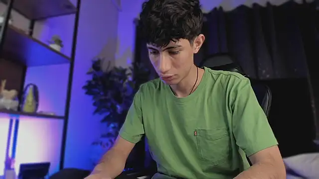 NovaaWheler: απευθείας συνομιλία ΧΧΧ