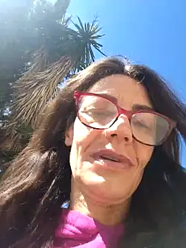 Eimikuro11's Webcam Show