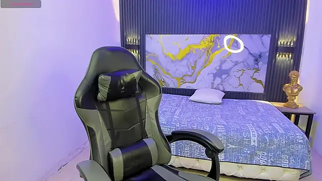 Dark_Desiree18: απευθείας συνομιλία ΧΧΧ