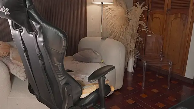 Chatroom XXX en direct de KateOwens