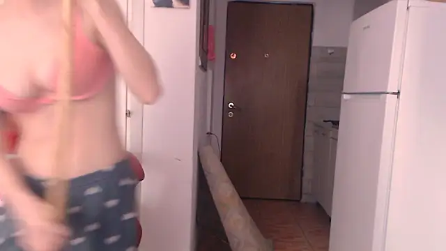 simyhvn Chat XXX live