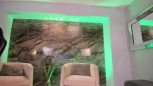 KylaMorrison's Live XXX Chat