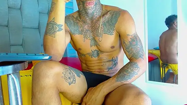 Hot_Latino_x: вебкам-шоу