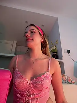 NicoleCut's Webcam Show