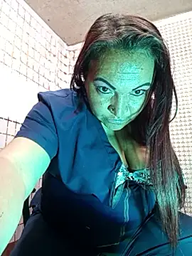 isis_milove – Live XXX-chat