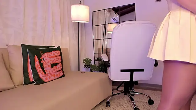 แชท XXX สดของ liaamoon_