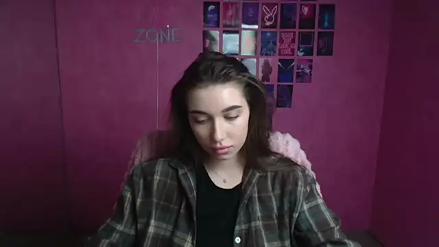 دردشة NikaMystic الجنسية المباشرة