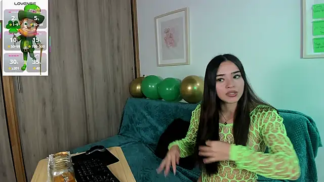 Veronica_isaza__: онлайн-секс-чат