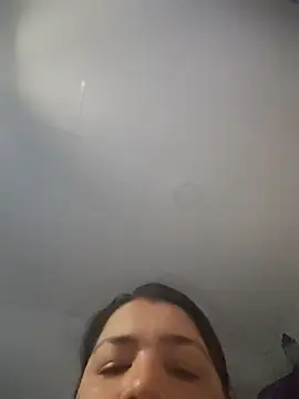 Chatroom XXX en direct de Lau_curvy69