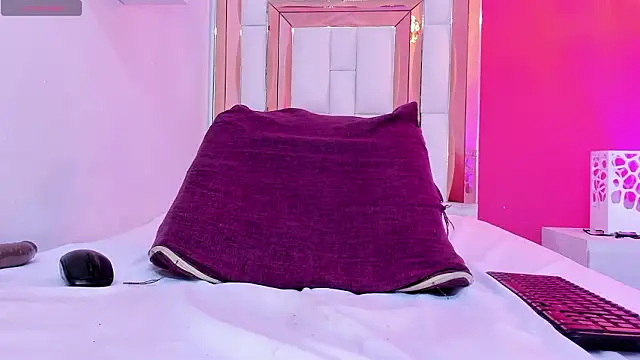 Demi_hot69's Live XXX Chat