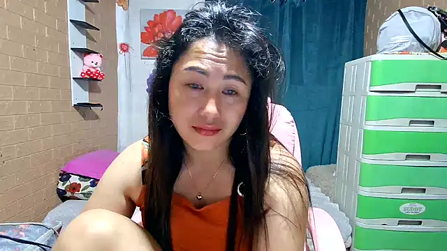 Ugly-Filipina Chat XXX in diretta
