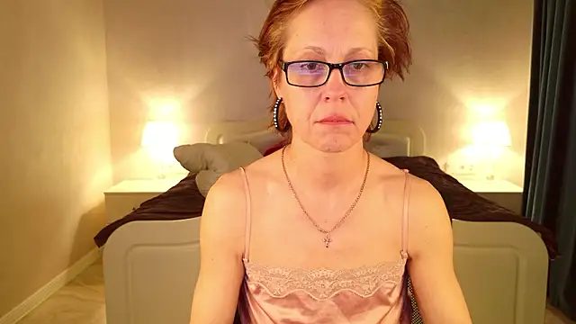 Онлайн чат XXX LioraWeiss