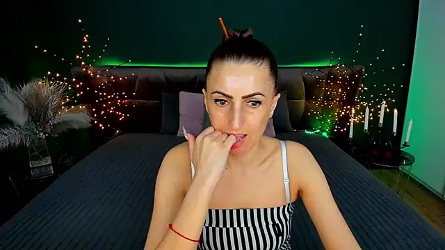 Rebecca_Diamond Live XXX-chat