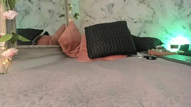 Bella_desi_'s Live XXX Chat