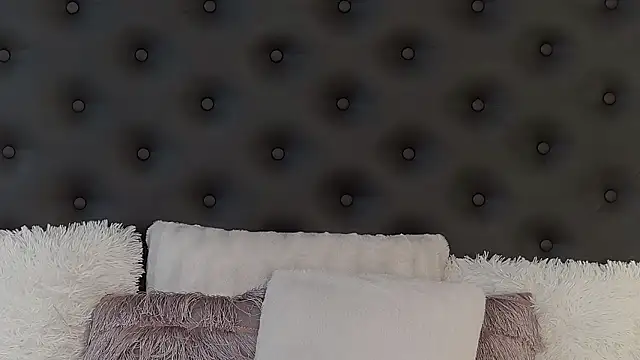 JaquelineM's Live XXX Chat