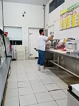 RobertoLuiz84 Chat XXX in diretta