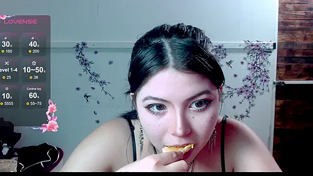 Ginebra_Sensual Live XXX-chat