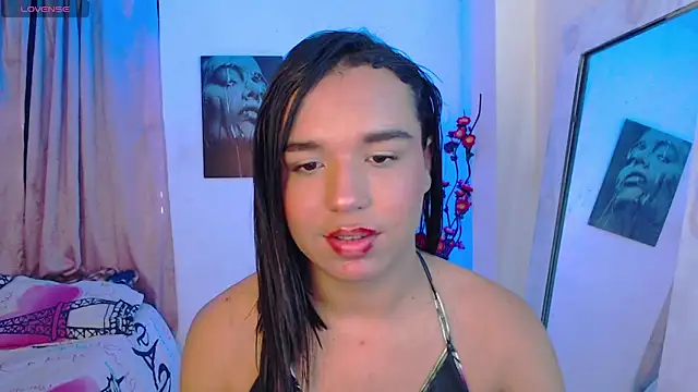 Candyy_doll__ Adlı Modelin Canlı XXX Sohbeti