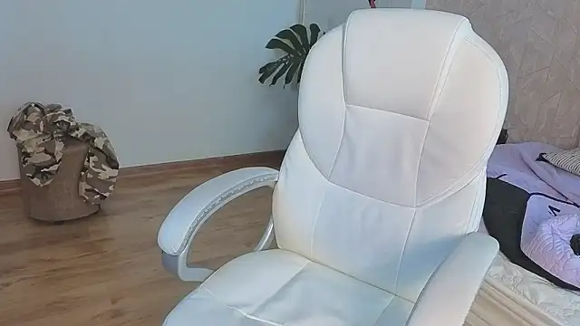 _sharlotte777's Live XXX Chat