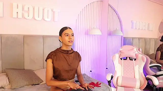 Luxa_Velvet: онлайн-секс-чат