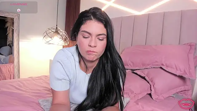 Veronicalanx1 Adlı Modelin Canlı XXX Sohbeti